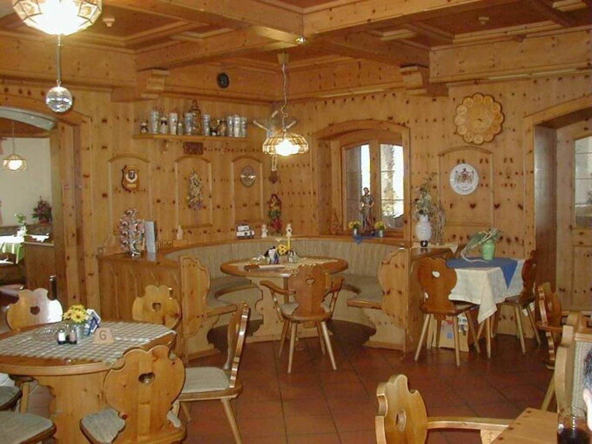 Gasthof-Metzgerei-Pension Schierlitz Rimbach  Exteriör bild